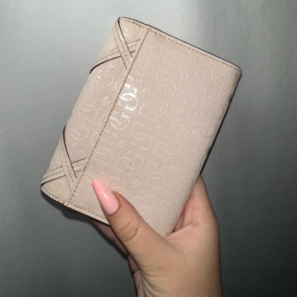 Guess wallet - Picture 4 of 4